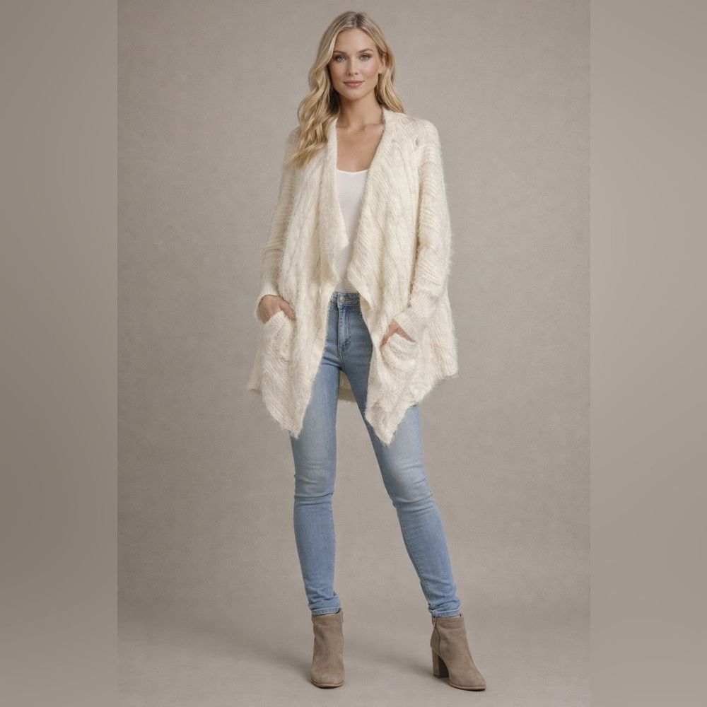 Hayden Cream Textured Women's Cardigan